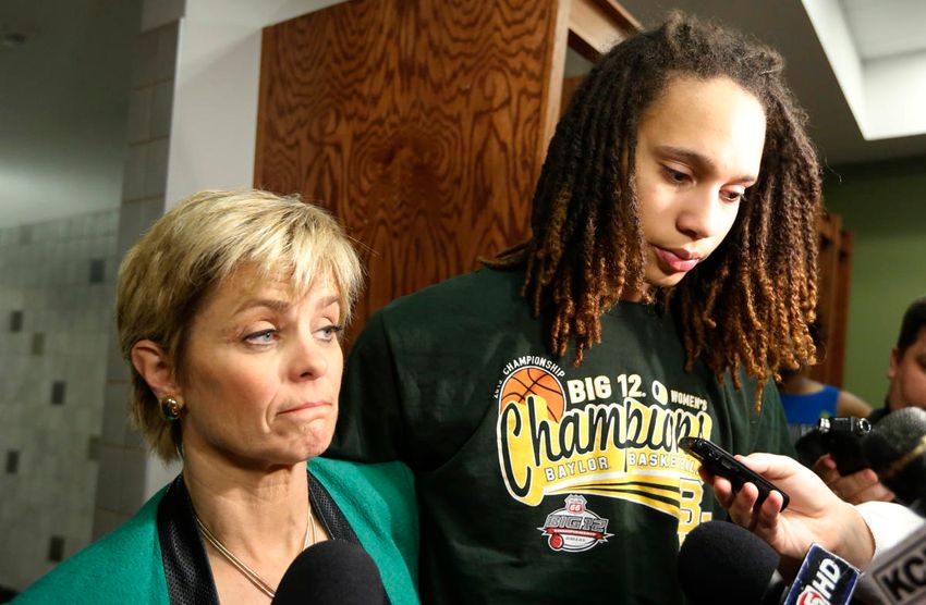  Brittney Griner’s former coach at Baylor, Kim Mulkey, refuses to make any comment about her detainment in Russia
