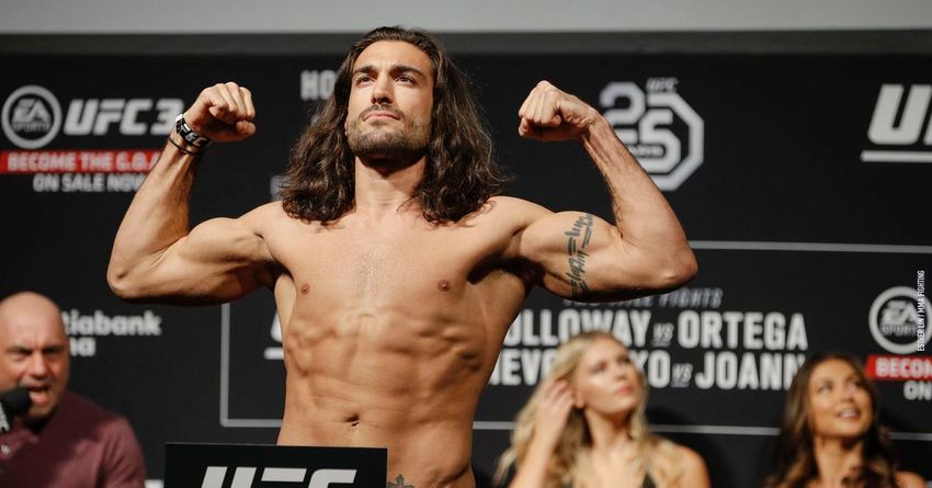  Former UFC fighter Elias Theodorou dies from cancer at 34