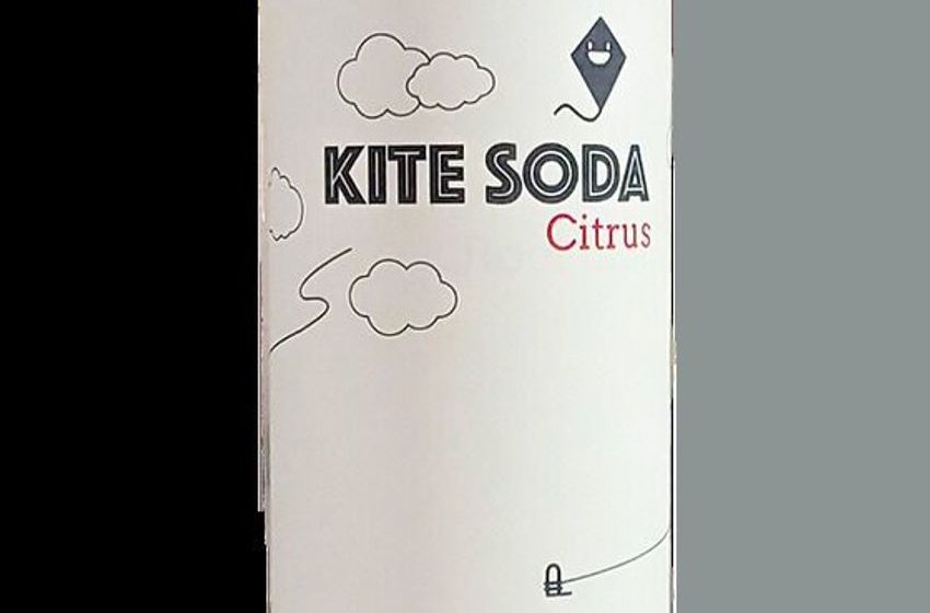  THC-Infused Carbonated Sodas – Burning Brothers Brewing Taps Solid Gold Hemp to Create ‘Kite Soda’ (TrendHunter.com)