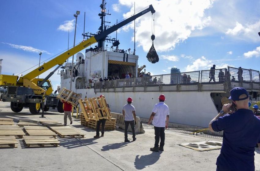  Coast Guard Offloads $475 Million In Illegal Narcotics In Miami