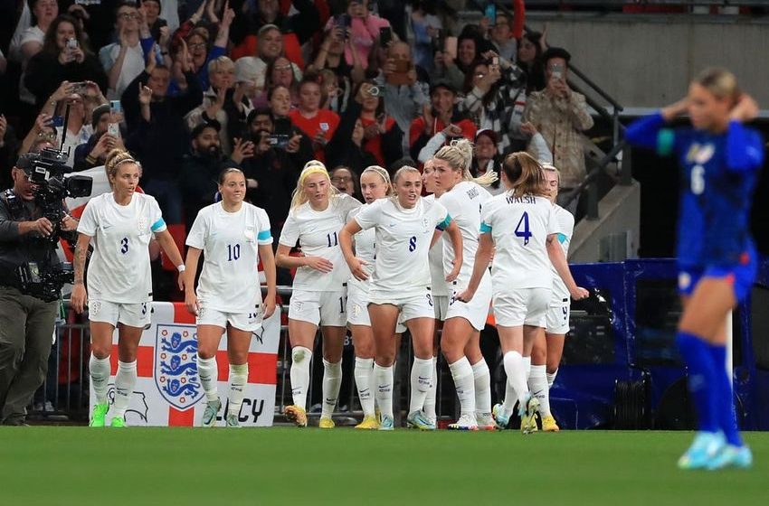  Lauren Hemp and Georgia Stanway fire England to victory over world champions USA