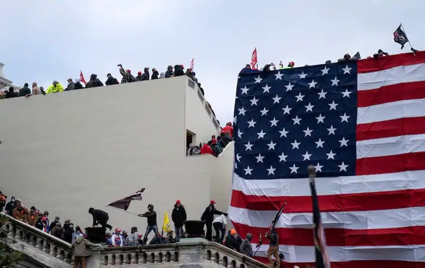  U.S. Capitol Police officer convicted of obstructing Jan. 6 probe