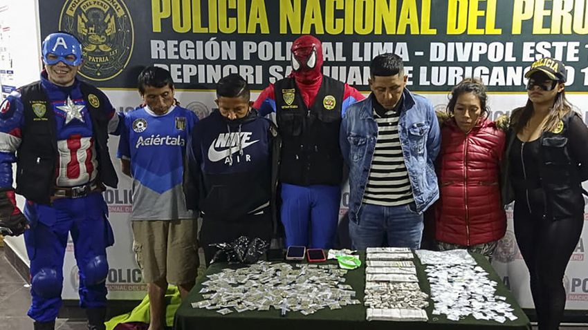  Spider-Man and friends arrest Peru drug dealers