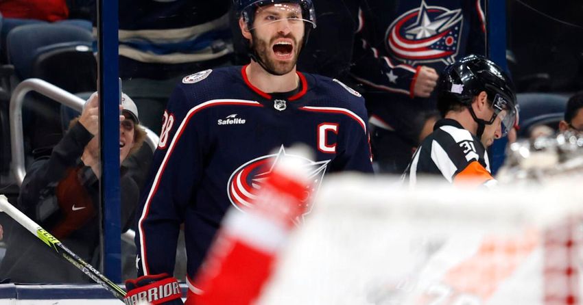  Jenner, Blue Jackets end 5-game skid, beat Flyers 5-2