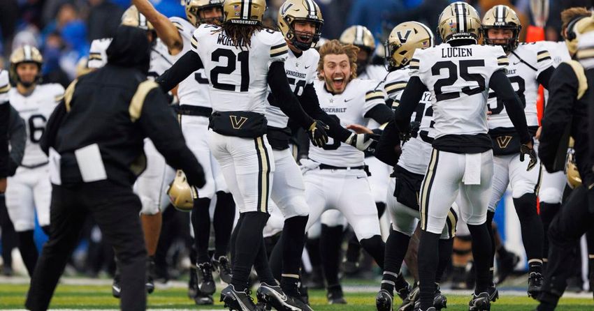  Dave Matter’s SEC Football Rewind: Vanderbilt snaps skid, finally tastes SEC victory