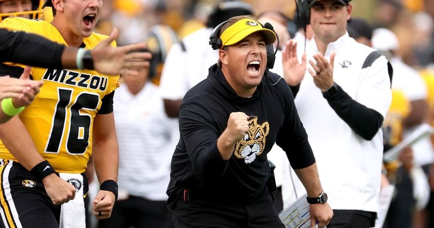  Eli Drinkwitz’s new Mizzou contract raises salary to $6 million in ’23, $7 million in ’27