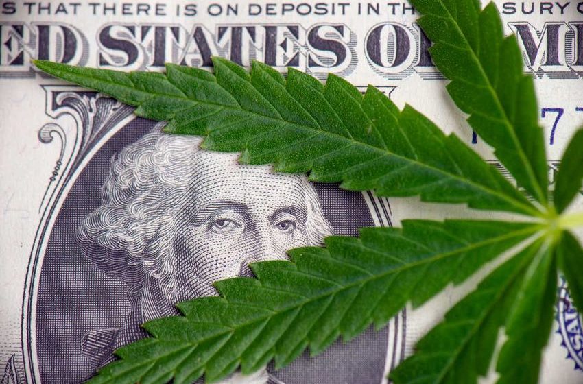  Cannabis stocks extend rally led by U.S. MSOs
