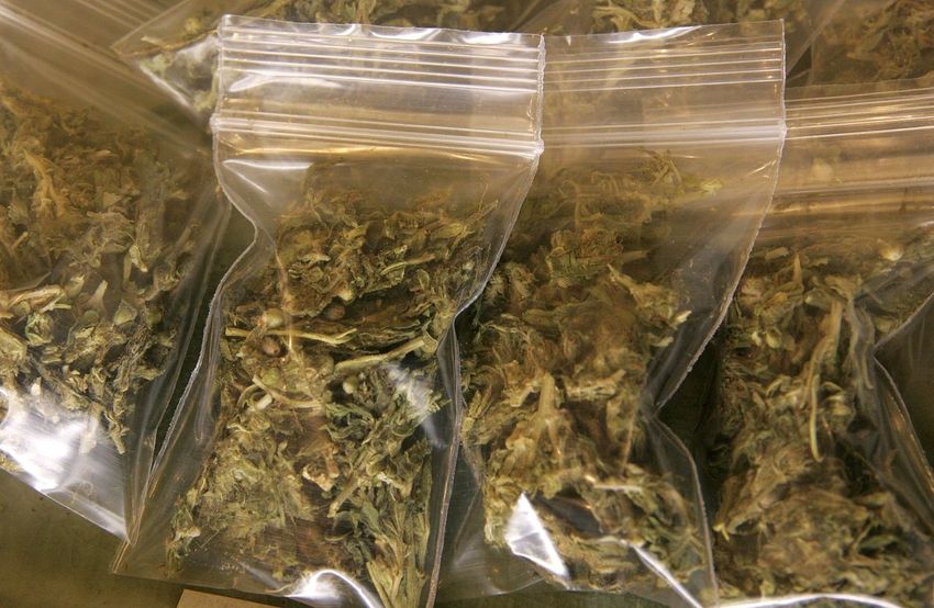 New York Targets Landlords of City’s Unlicensed Weed Stores