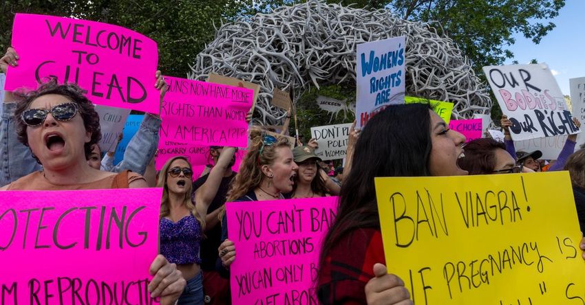  Judge Halts Wyoming Abortion Ban Days After It Took Effect