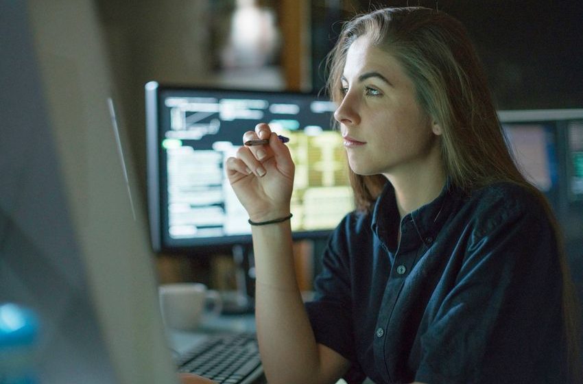 2 No-Brainer Growth Stocks to Buy and Hold for Years