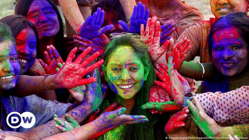  Five facts about Holi, the festival of colors