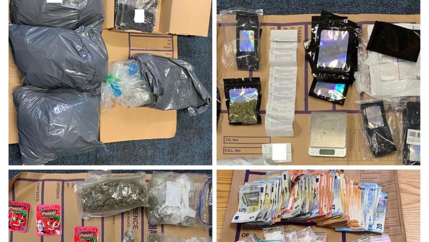 Two men (20s) arrested after cocaine, cannabis, amphetamine and €6k in cash seized in Wicklow