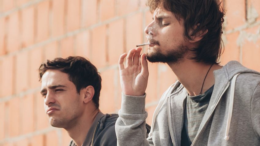 Man who says weed doesn’t affect him oddly refusing to prove it