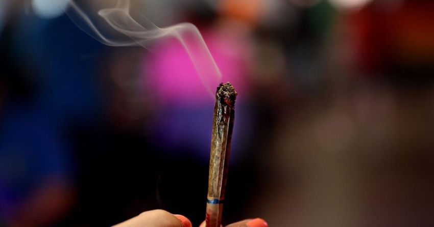  St. Louis County might add marijuana to indoor public smoking ban