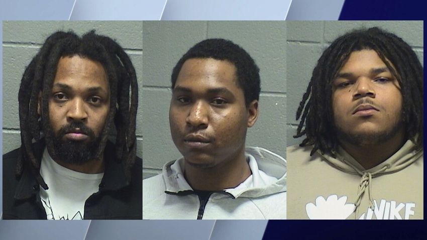  Kentucky men arrested for illegal guns after allegedly driving to Chicago for marijuana, deputies say