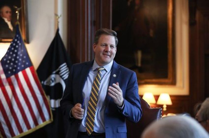  Sununu signals support for legalizing marijuana ‘the right way’ after latest N.H. bill defeated