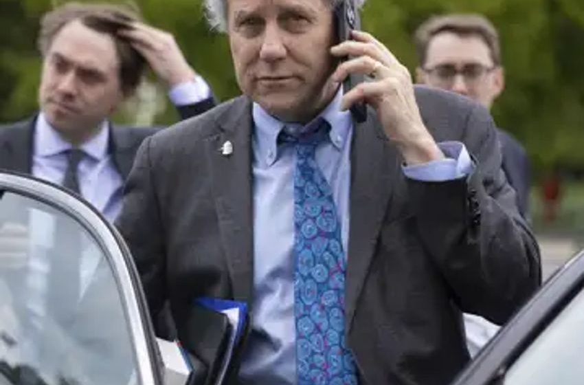 Sherrod Brown’s mission impossible