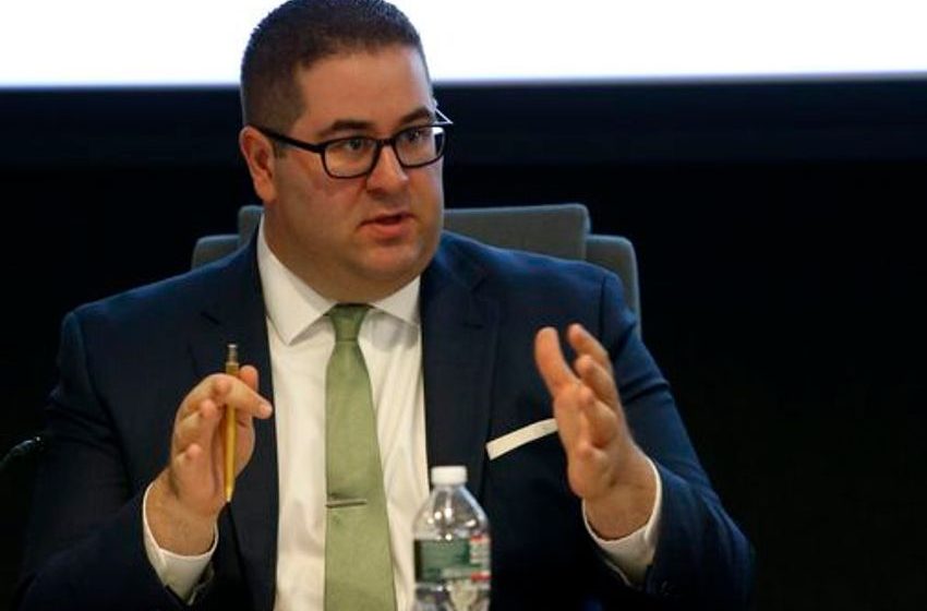  Mass. Cannabis Commission ‘in crisis,’ chair says, in announcing executive director’s exit