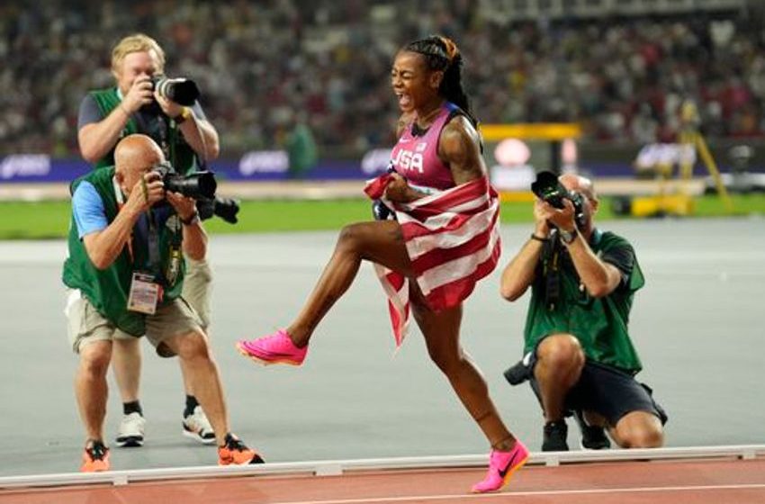  Sha’Carri Richardson caps comeback by setting world championship record in 100 meters