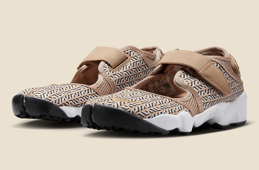  The Nike Air Rift Joins The Women’s “United In Victory” Collection