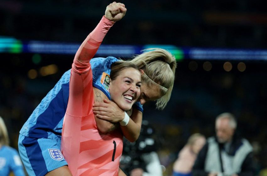  England through to first Women’s World Cup final