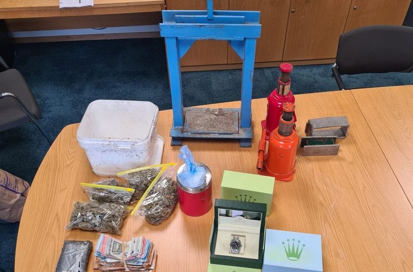  Over €20,000 worth of cocaine and cannabis seized in Galway raid