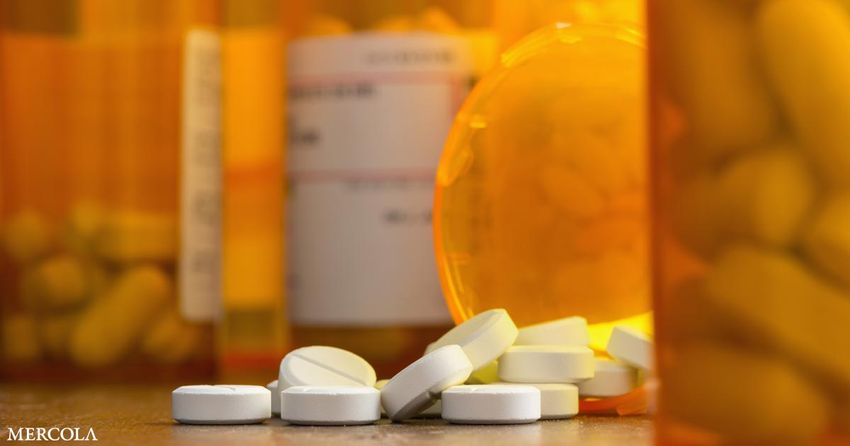  Opioid Addiction, Suicides Caused Decline in Life Expectancy