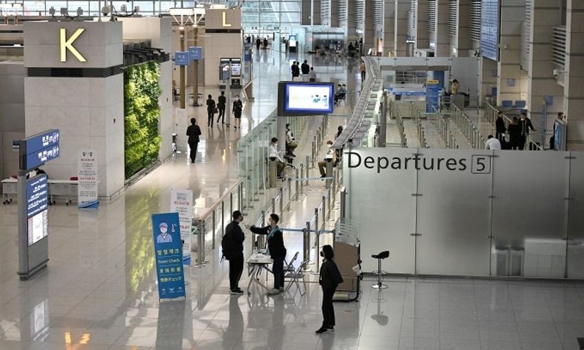  Vietnamese flight attendants caught smuggling $225,000 of cannabis oil to South Korea