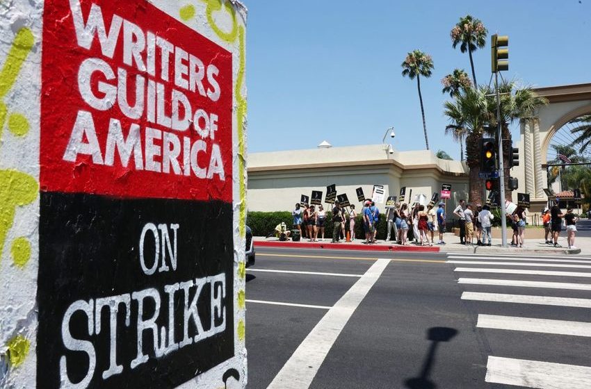  Tentative deal reached on the Hollywood writers strike