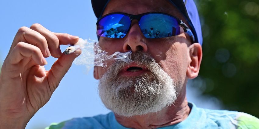Federal health agency’s recommendation to loosen pot restrictions is cheered by industry supporters: ‘I can’t emphasize enough how big of news it is’