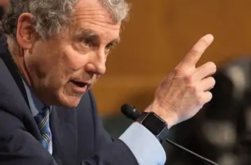  Sen. Sherrod Brown, Praised For Cannabis Banking Reform, Undecided Over Home State’s Legalization Initiative