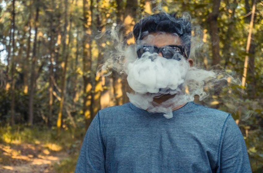  Using both tobacco and marijuana linked to higher risk of depression, anxiety