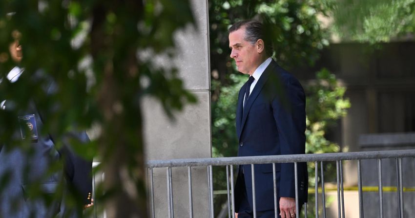  Hunter Biden to appear in court for arraignment