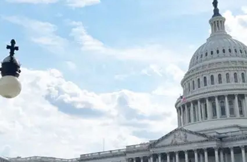  The SAFER Banking Act Can End Discriminatory Banking Practices