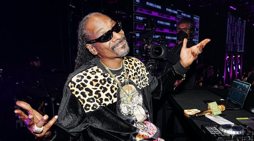  Snoop Dogg ‘Giving Up Smoke’ Was Just An Elaborate Marketing Campaign | The Daily Wire