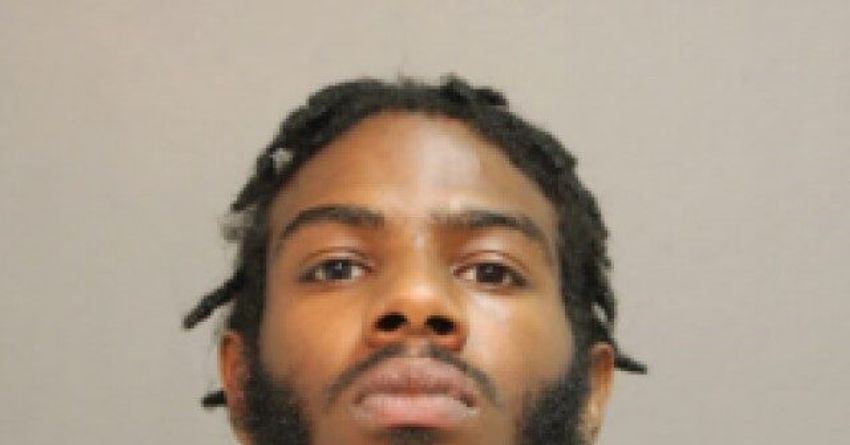  Police: Chicago Man Fatally Shoots Childhood Buddy, Then Steals His Marijuana Blunt