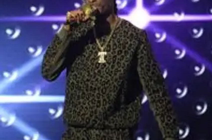  Snoop Dogg says he’s ‘decided to give up smoke,’ asks for privacy from shocked fans