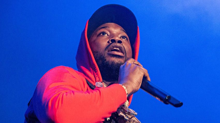  Meek Mill Fans Call Cap On 7-Figure Song Claim As He U-Turns On No Smoking Pledge