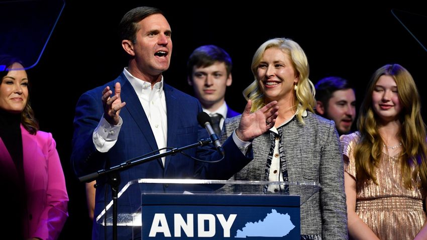  Republicans Struggle to Cope With Another Election Night Disaster