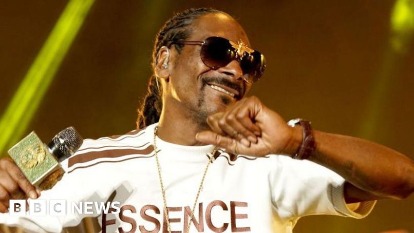  Snoop Dogg gives up smoking after years of marijuana use