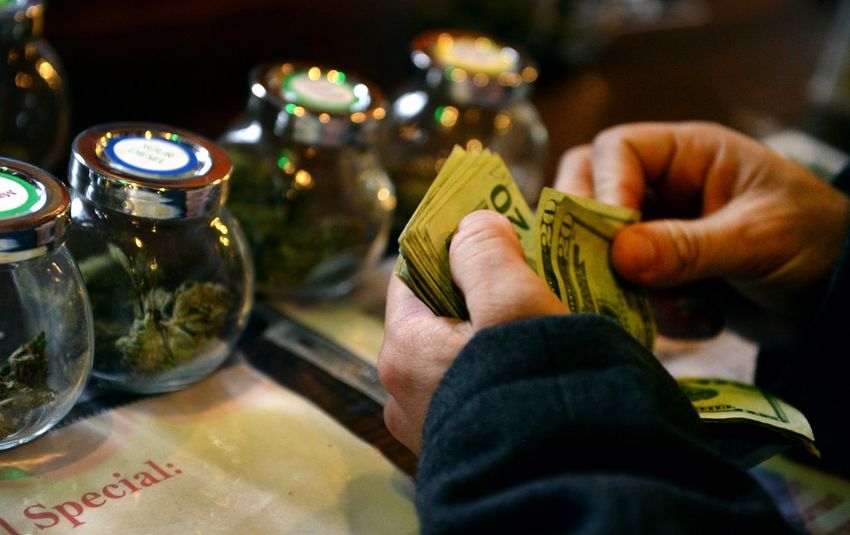  Paying for pot online is now legal in Colorado, but will using a credit card become a reality anytime soon?