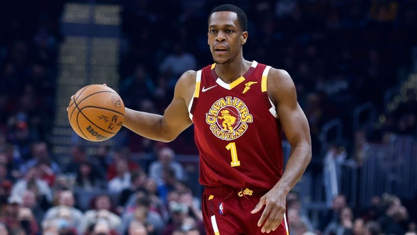 Ex-guard Rondo arrested on gun, drug charges