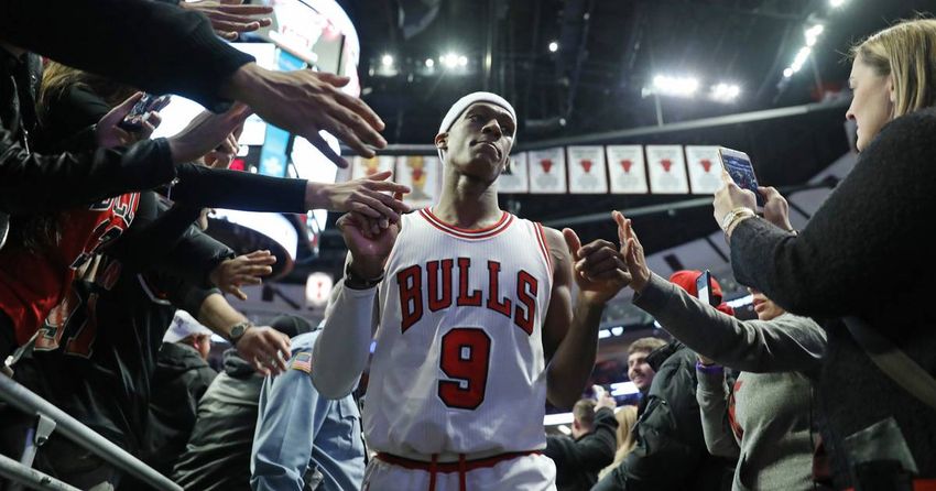  Former NBA star Rajon Rondo, who played for the Chicago Bulls, is arrested on gun and marijuana charges in Indiana