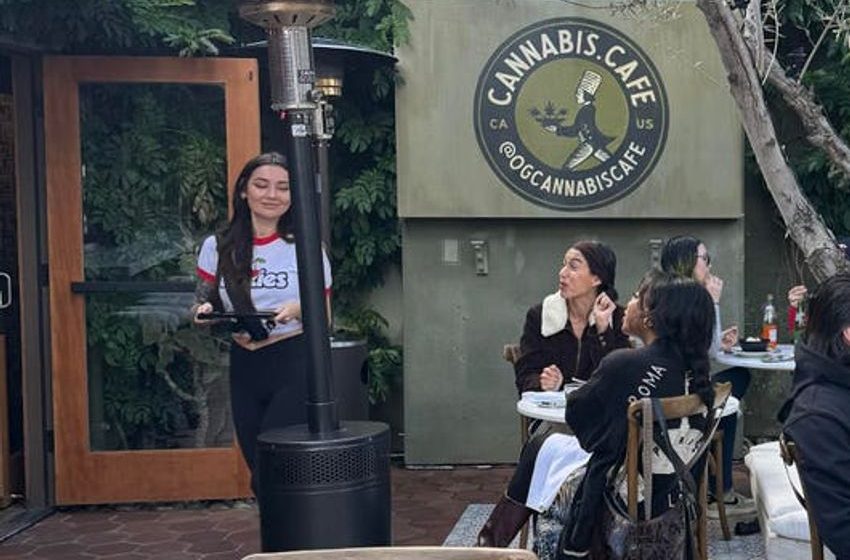  Inside The OG Cannabis Cafe: Super Bowl Viewing And Marijuana Meditation