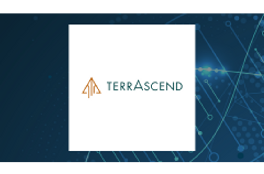  TerrAscend (OTCMKTS:TSNDF) Stock Price Down 2.5%