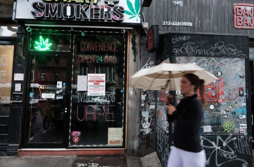 Unlicensed Cannabis Shops to be Padlocked Under New York Budget Agreement