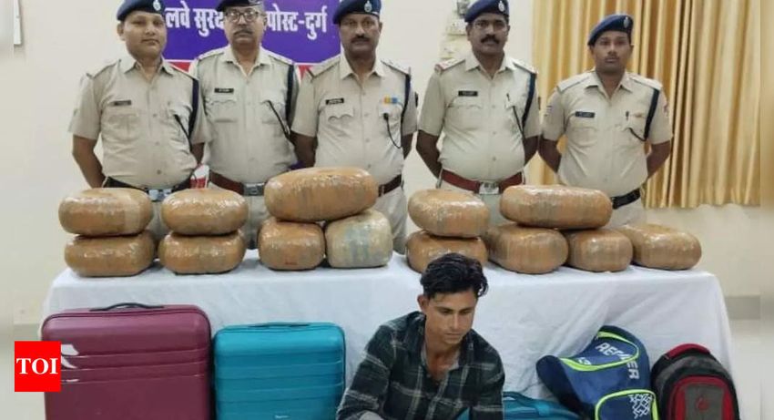  RPF raids drug trafficking gang on Puri-Ahmedabad Express, seizes 68-kg cannabis worth Rs 13.65 lakh