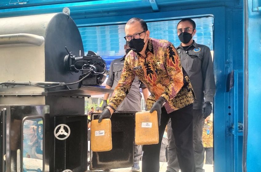  BNN foils 200-kg marijuana delivery from Aceh to Java