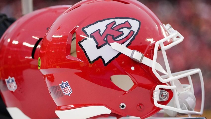  Chiefs OL Wanya Morris, Chukwuebuka Godrick arrested for misdemeanor marijuana possession