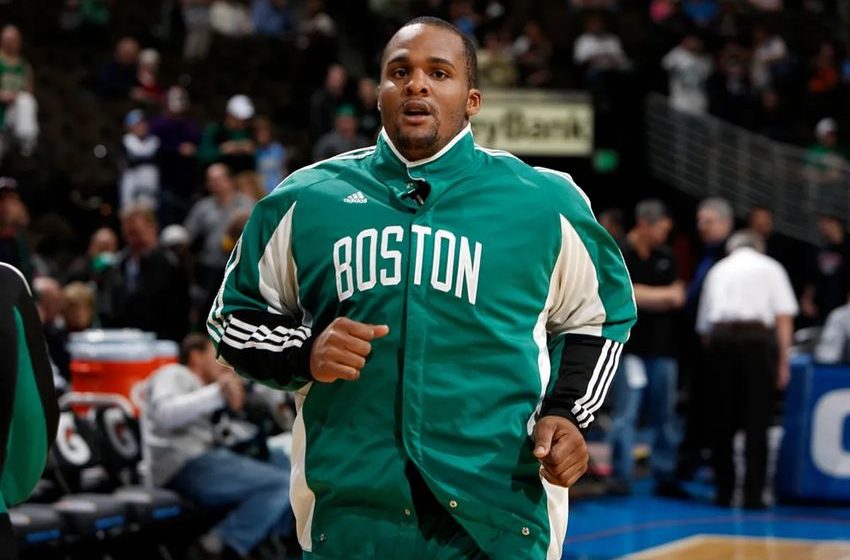  Former NBA champion with Celtics sentenced to 40 months in prison for health care fraud scheme